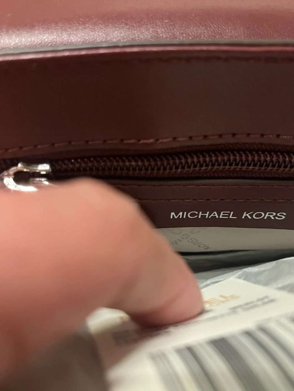 Michael Kors Pink Leather Shoulder Bag with Chain Strap - Picture 3 of 6